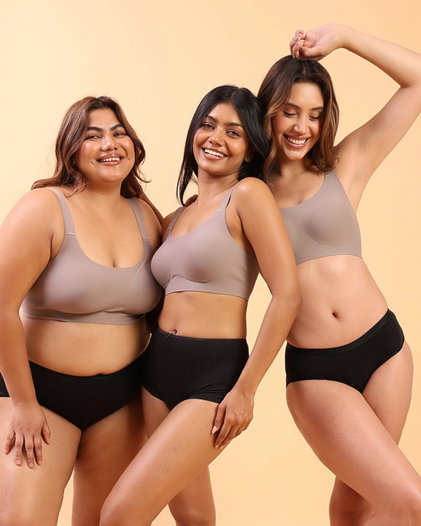 Luna – Wireless Full Coverage Everyday Bra in Gray
