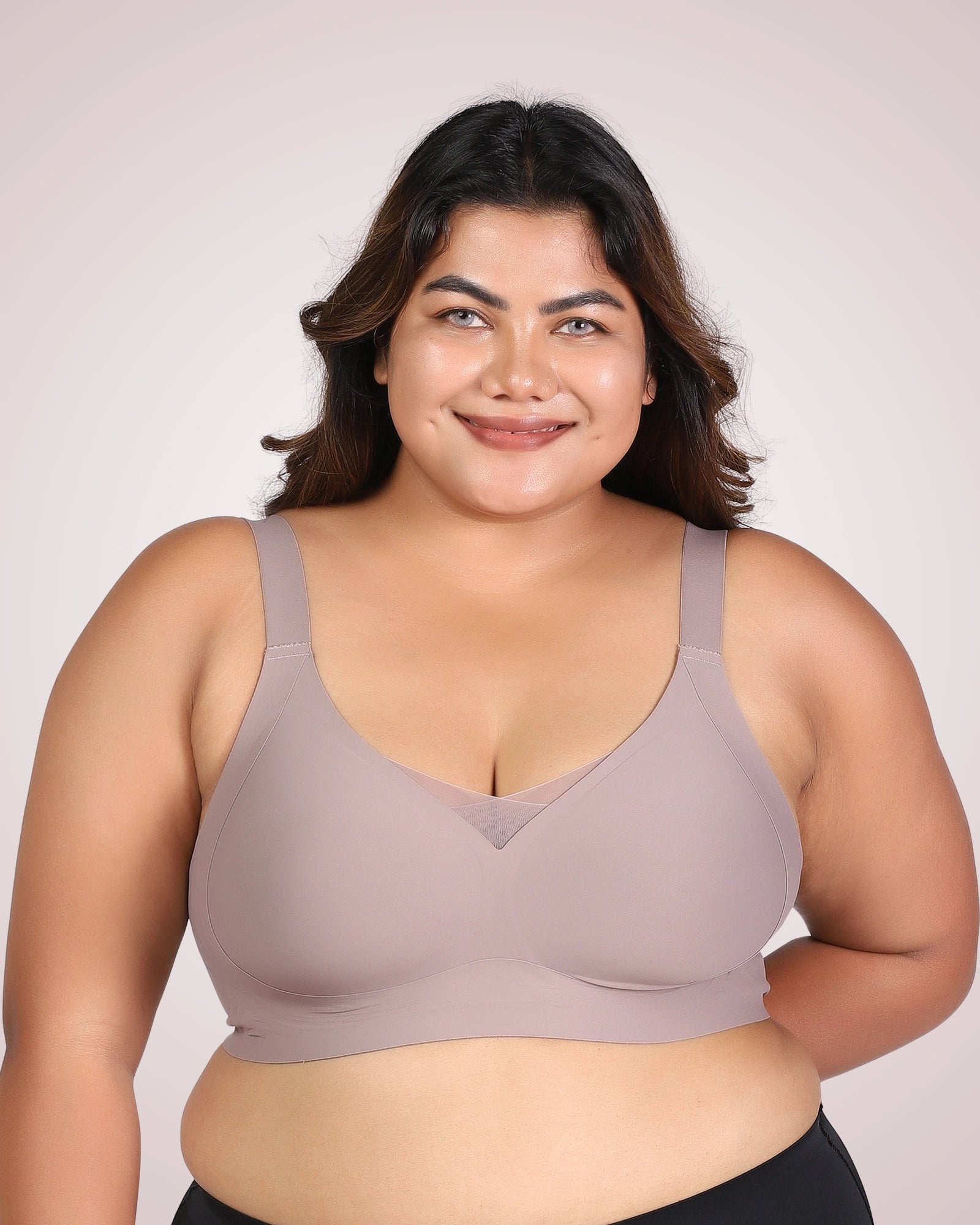 Nora – Wireless Gray Bra for Everyday Support