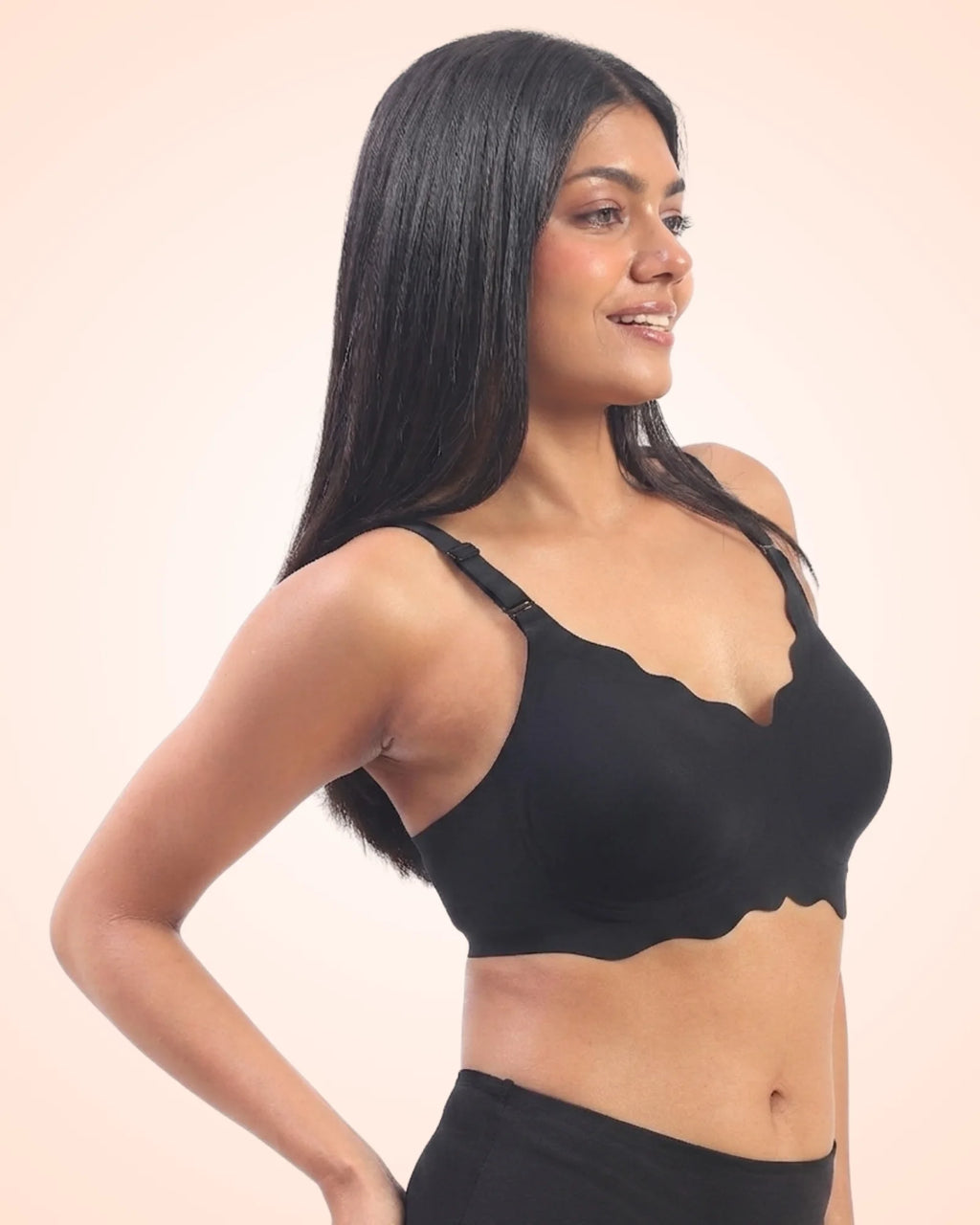 Sofia – Black Seamless Wireless All Day Bra