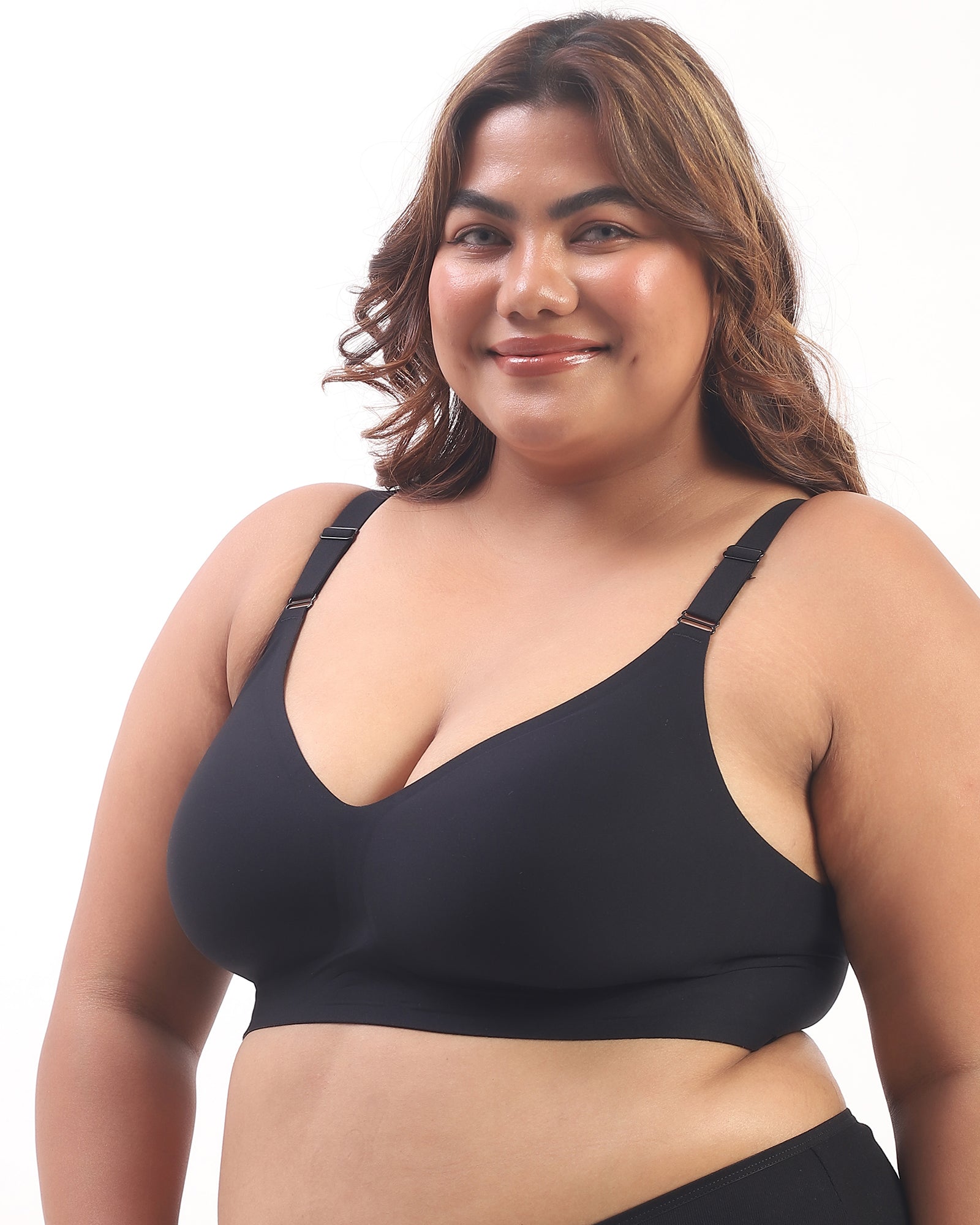 Vera – Black Wireless Everyday Lift Bra